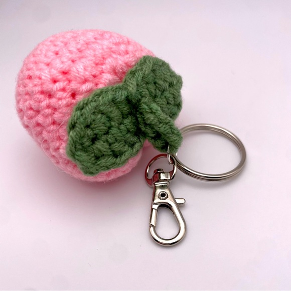 HANDMADE | Crochet Knit PEACH | Bag Charm | Keychain (Brand New!) 🍑💘 - Picture 2 of 10